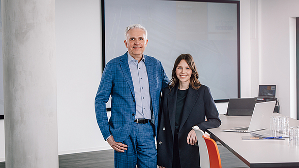 Lisa Marie Höcker und ihr Vater Frank Höcker, Geschäftsführer Höcker Polytechnik GmbH