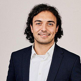 © KOFA Porträt von Fabian Semsarha